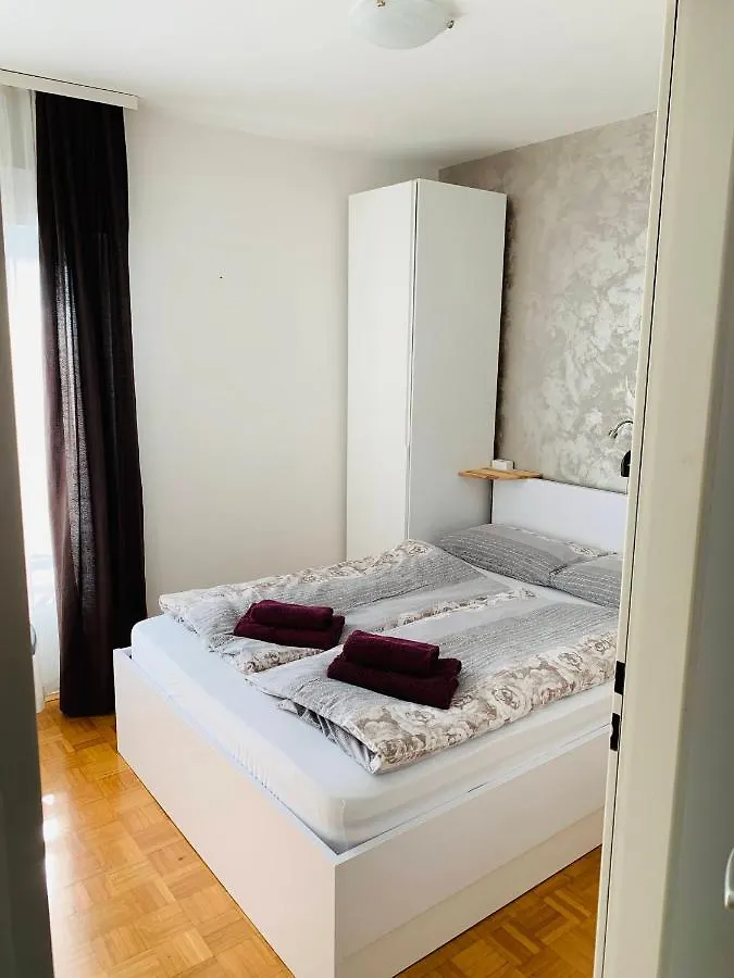Apartment Sasa Pula