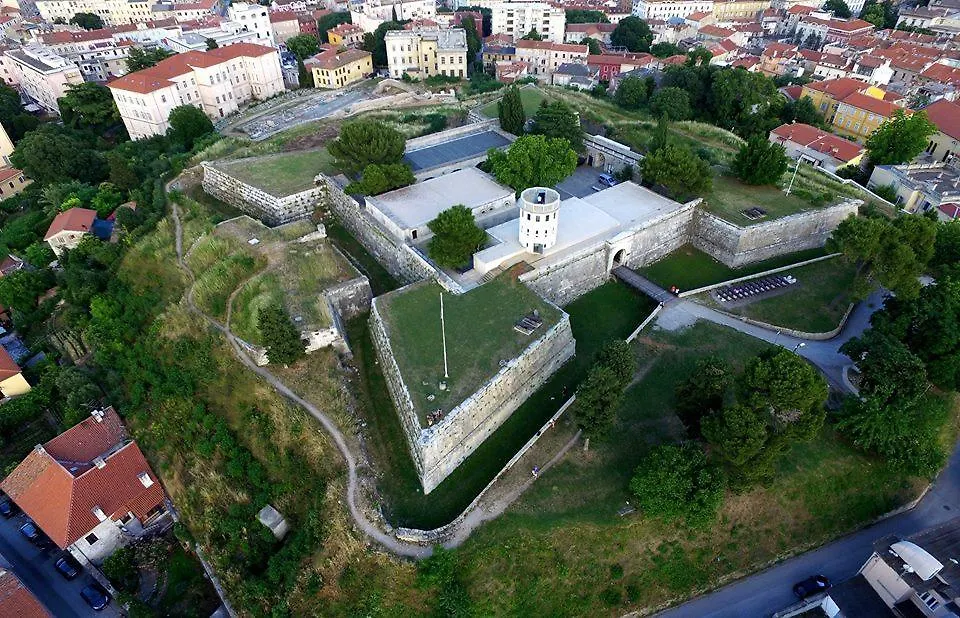 Apartment Sasa Pula